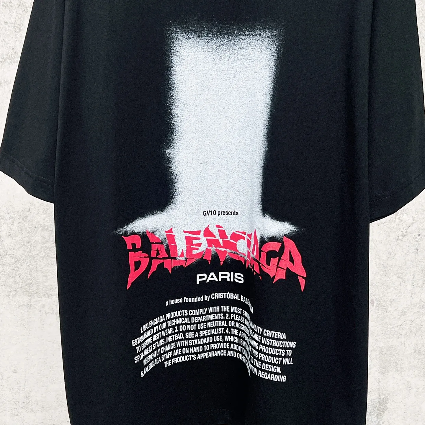 【 . Quality】BALENCI*GA/ .SS 26 New Arrival 。 Balenclag* ， T 。 . Authentic 。 ！ ZP 。 260 ， . ， ， 。 。 ， 。 OS . Same Style ：BL 263780 ：Black Size：XS S M L